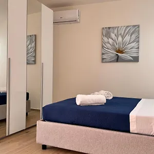 https://damaripozzallo-250-metri-dal-mare-suite-umari.sicilyhotelsitaly.net